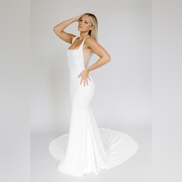 Alyssa Kristen GIGI 2023 Collection NWT never worn no alterations - Picture 3 of 6